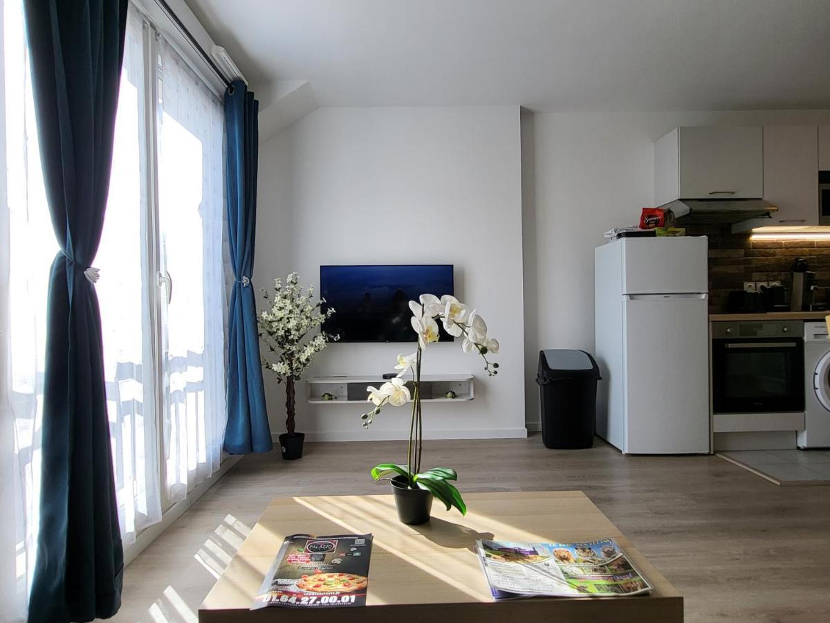 Studio Cosy A 5 Minutes De Disneyland Paris Chalifert Exterior photo